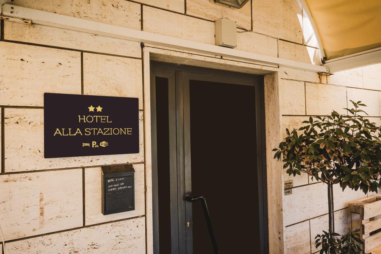 Hotel The Flash - Venturina Terme Bagian luar foto