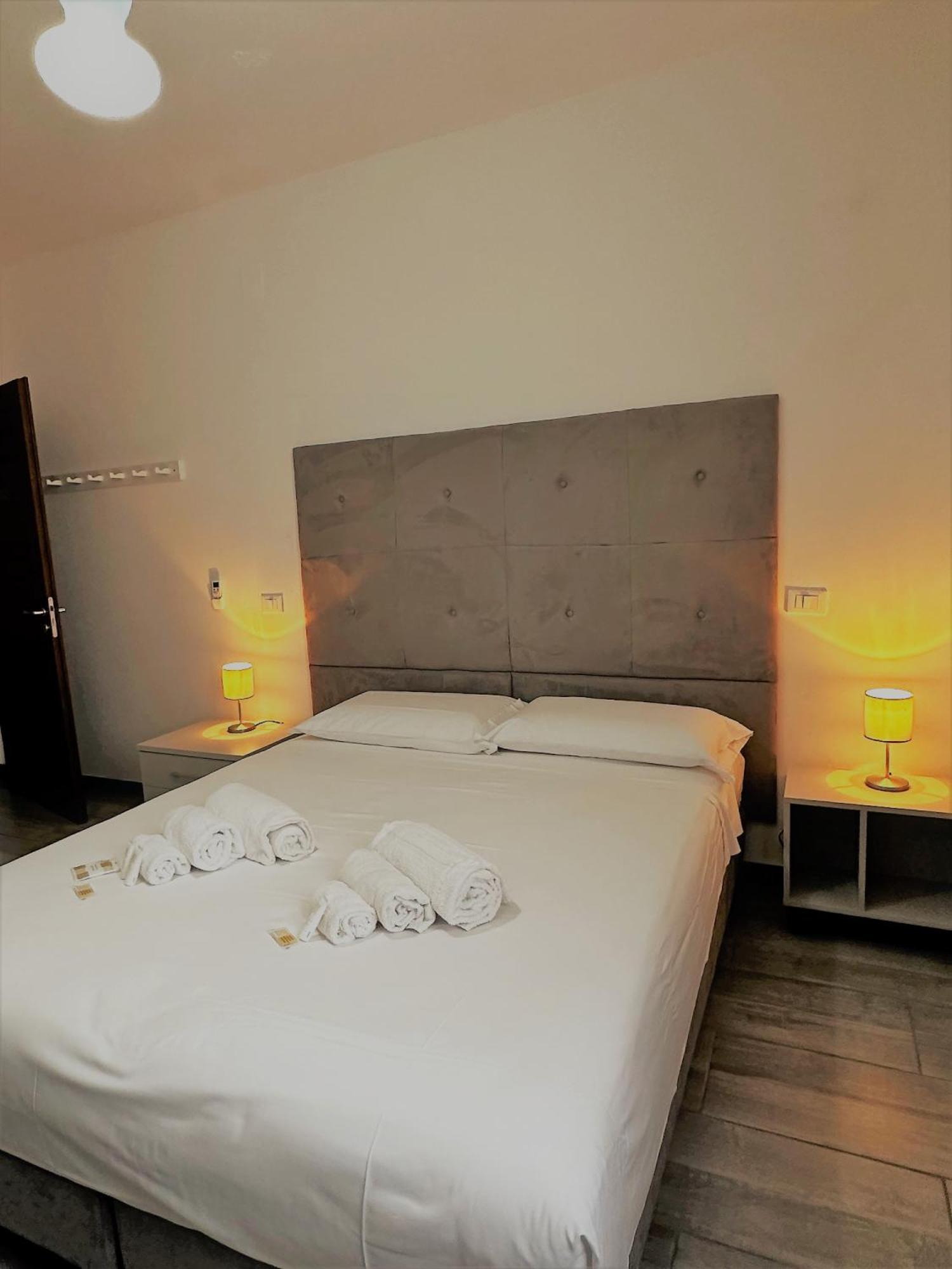 Hotel The Flash - Venturina Terme Bagian luar foto