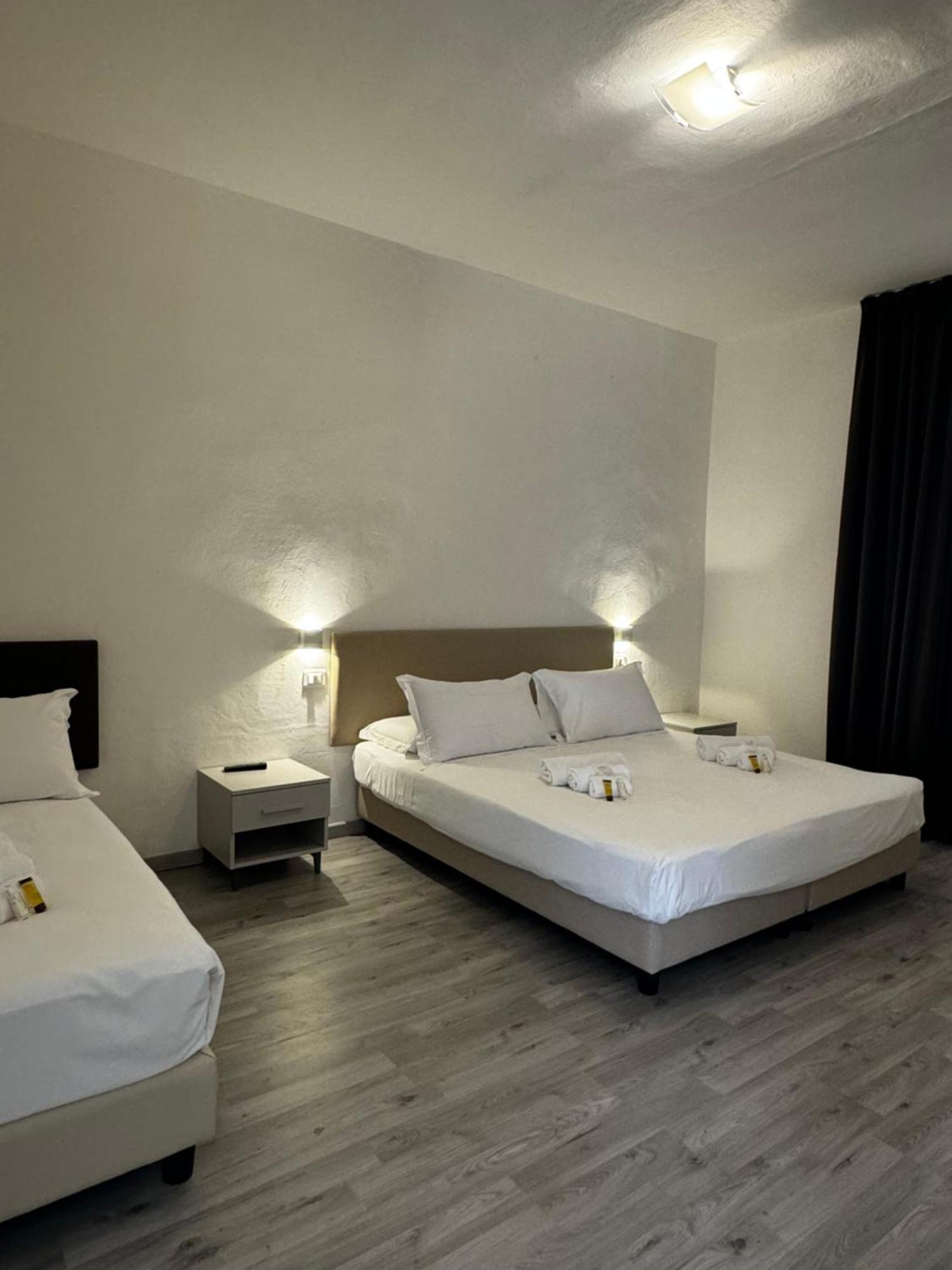 Hotel The Flash - Venturina Terme Ruang foto